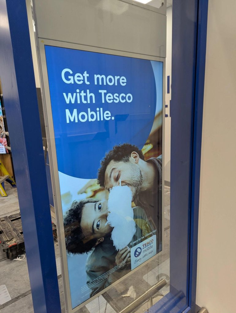 Digital signage services